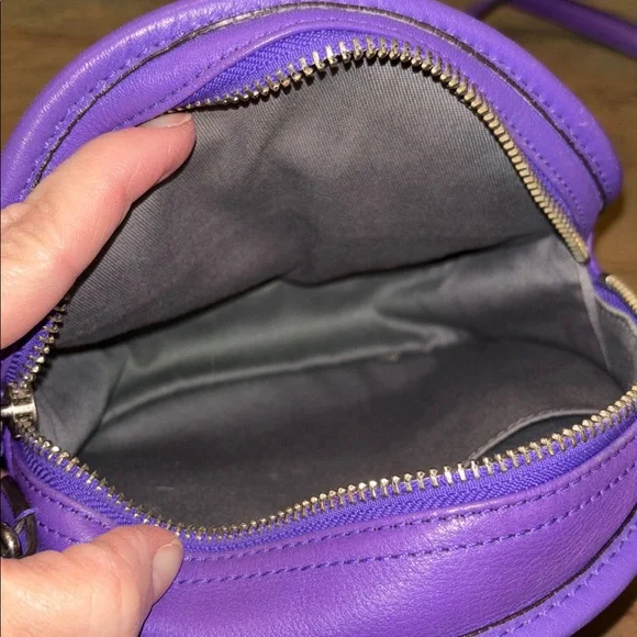 Coach Purple Leather Legacy Canteen Crossbody Bag with Leather Tassel - Picture 4 of 7